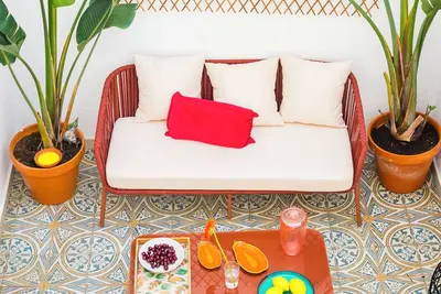 Image de Encantador Dúplex con Patio Privado en el Casco Antiguo