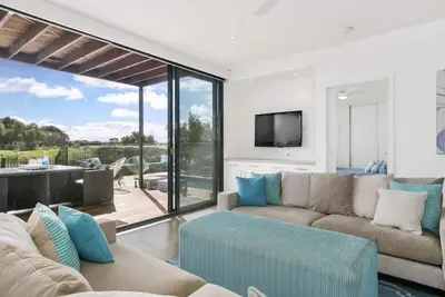 Image de 4 Bedroom House & Swimming Pool - Torquay