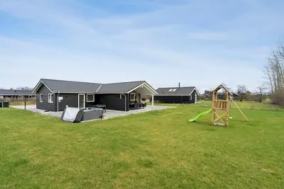 Image de Superbe maison Ă Tarm avec WiFi