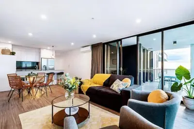 Image de Beachfront Sky Home in Prime Location