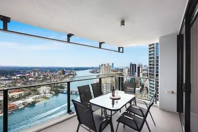 Image de Circle on Cavill Stunning Apartment 25fl