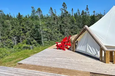 Image de Spruce Bell Tent near Peggy's Cove