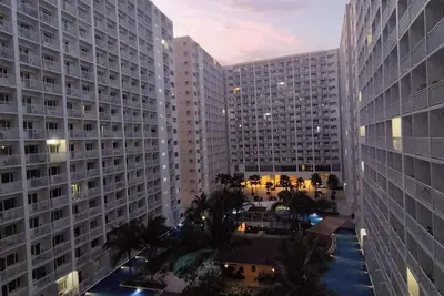 Image de Cozy building with Ac and WiFi in welcoming Pasay