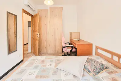 Image de Appartement 'Casa La Torre Rio Marina' avec balcon et climatisation