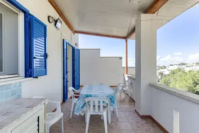 Image de Maison de vacances 'E Case E Leviche' avec vue sur mer, Wi-Fi et climatisation