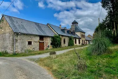 Image de La Meltiere a Beautiful 2-Bed Cottage in Courcite,