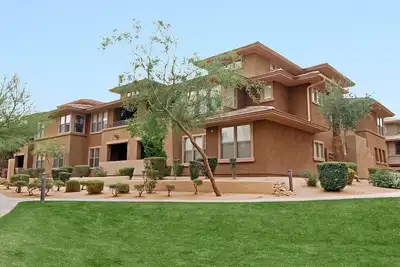 Image de Elegant & Fully Furnished 3-Br Condo in Prestigious N Scottsdale Gated Community