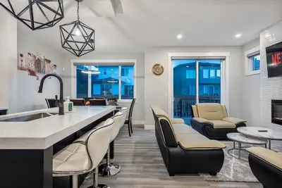 Image de Executive Space for Everyone (King beds). Come Stay Refreshed, Renewed & Reset.