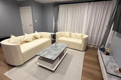 Image de 1 Minute walk to Park! 3 Bedroom House North Shore