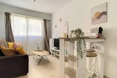 Image de Cosy Studio mer 5min gare 2min, Cosy Studio mer 5min gare 2min