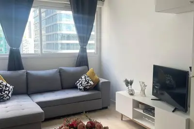 Image de Superbe Studio à 5 min de Paris, au cœur de la défense, refait à neuf!