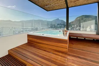 Image de Penthouse Triplex avec 2 Suites pour Location de Vacances à Ipanema