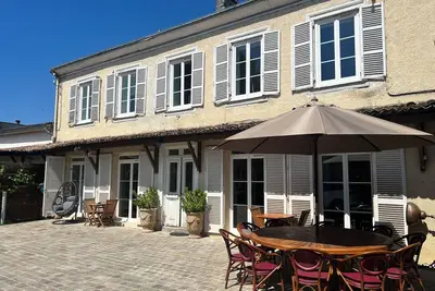 Image de Gîte L'Echappée Champenoise 200m2 5 chambres 3mn vignes 15 mn Maison Champagne