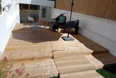 Apt 4 Pers - Terrasse aménagée privative - placé à 100 m de la mer