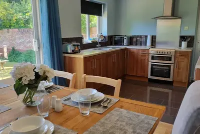 Image de Windsor 4 Bedroom House with garden near to Legoland with free off road parking