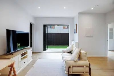 Image de Urban Vogue Escape with Parking and Air-con