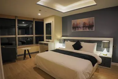 Image de Family 2-bedroom apartment in amazing Islamabad neighborhood