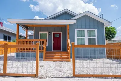 Image de Heaven-sent Convenient 4br/ 3ba Near Downtown