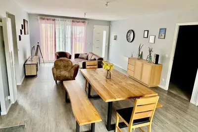 Image de Maison calme de 3 chambres. Idéal pour pour les familles