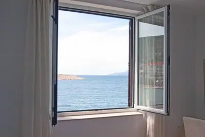 Image de Beachfront Apartments Tamarix - Superior One Bedroom Apartment (Grand) 5
