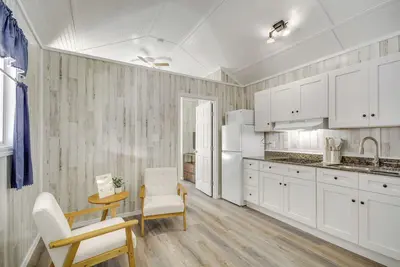 Image de Picayune Tiny Home Rental ~ 11 Mi to Space Center!