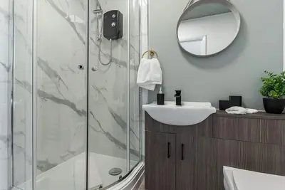Image de Beachfront Aparthotel, Deluxe Apartment with free parking #8