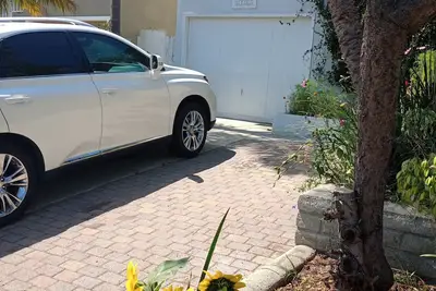 Image de Cozy 3-bedroom bungalow in fantastic Redondo Beach with 500 Mbs WiFi