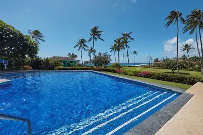 Beautiful - Poipu Beach 3bdr/3 bath w full Ac, pools, pickleball, athletic club