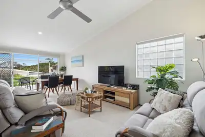 Image de Ballantrae 8 Family-Friendly Coastal Apartment with Ocean Views