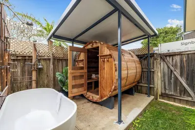 Image de Pet-friendly, Sleeps 4, 1. 5 Bathrooms, Outdoor Sauna