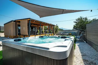Image de House Red Earth - Kastel Stafilic