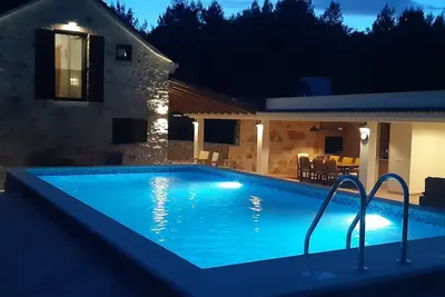 Image de Maison pour la famille avec la piscine Basina, Hvar (K-23475)