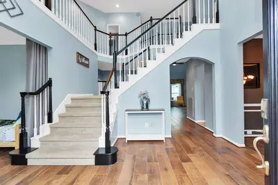 Image de 5-Bedroom Oasis Pool & Spa: 40 Min to Downtown Co