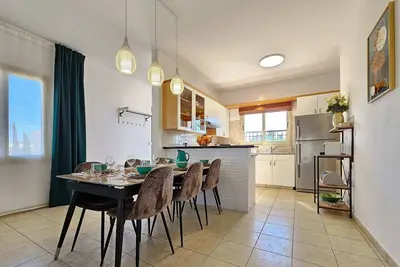 Image de Aphrodites Pearl I - Luxurious and Stylish 3br Apartment