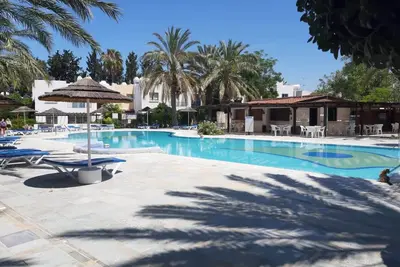 Image de Paphos Gardens: 1br Apt Near Pool, 5 mins to Beach and shops