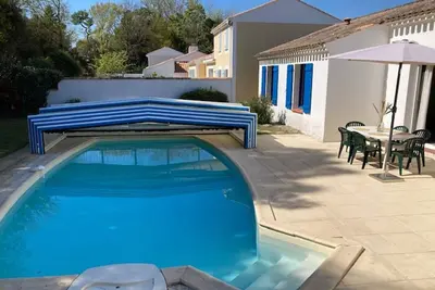 Image de Villa avec Piscine Privée, Jardin Clos et 3 Chambres - Saint Jean de Monts