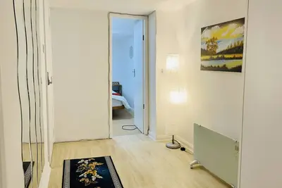 Image de Urban Oasis -Close to Beach, City Centre, Â Station.