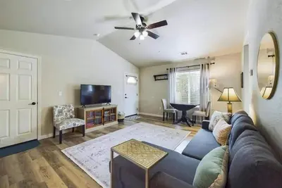 Image de Sagewood Retreat-Centrally Located