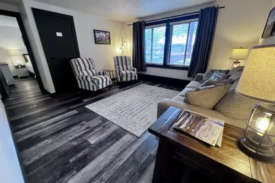 Image de Silver Street Condos - Unit 2 - Explore the Alpine Loop 🏔️🥾🎣