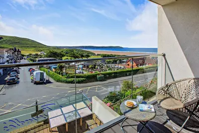 Image de Beach Retreat - W6 - Trois Chambres Appartement, Couchages 6