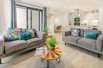 Image de Coastal Corner - P6 - Deux Chambres Appartement, Couchages 4