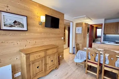 Image de À 10m des pistes de ski, 3ème étage, balcon, télévision, casier à ski, 49m², Avoriaz