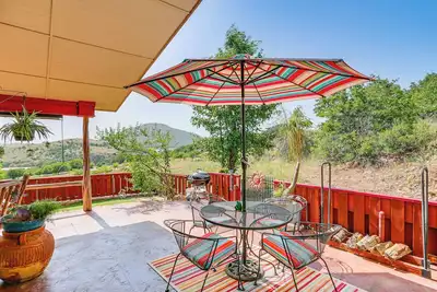 Image de Medicine Park Cottage: Walk to Lake Lawtonka!