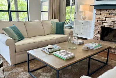 Image de Newly updated home in Little Kowaliga set between Real Island and Parker Creek