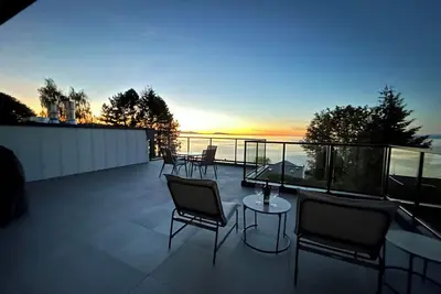 Image de Rooftop Suite with Spectacular Oceanview!
