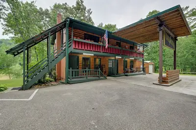 Image de Robbinsville Apt in Converted Gas Station