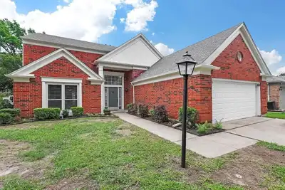 Image de Spacious 5-bedroom house in lovely Grand Prairie with Ac, Backyard, W/D, Pets!
