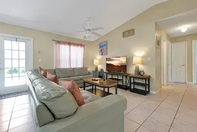 Image de Family Friendly Pool Home, Oversized Deck, No Rear Neighbors, Bbq Grill! ! !