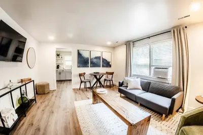 Image de Stylish 1-Bed Near Haymarket - Unl & Downtown