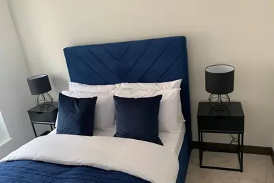 Image de The Sunrise Den-Appartement-Salle de bain et douche-Balcon